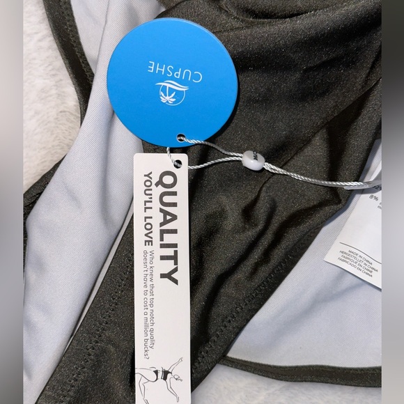 Cupshe plus size bathing suit - Picture 2 of 5